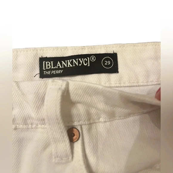 NWT Blank NYC The Perry Mom Shorts - Picture 5 of 5